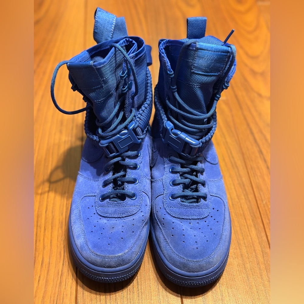 Nike Blue High-Top Sneakers